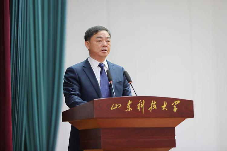 校区召开学生先进集体先进个人表彰暨学风建设推进大会